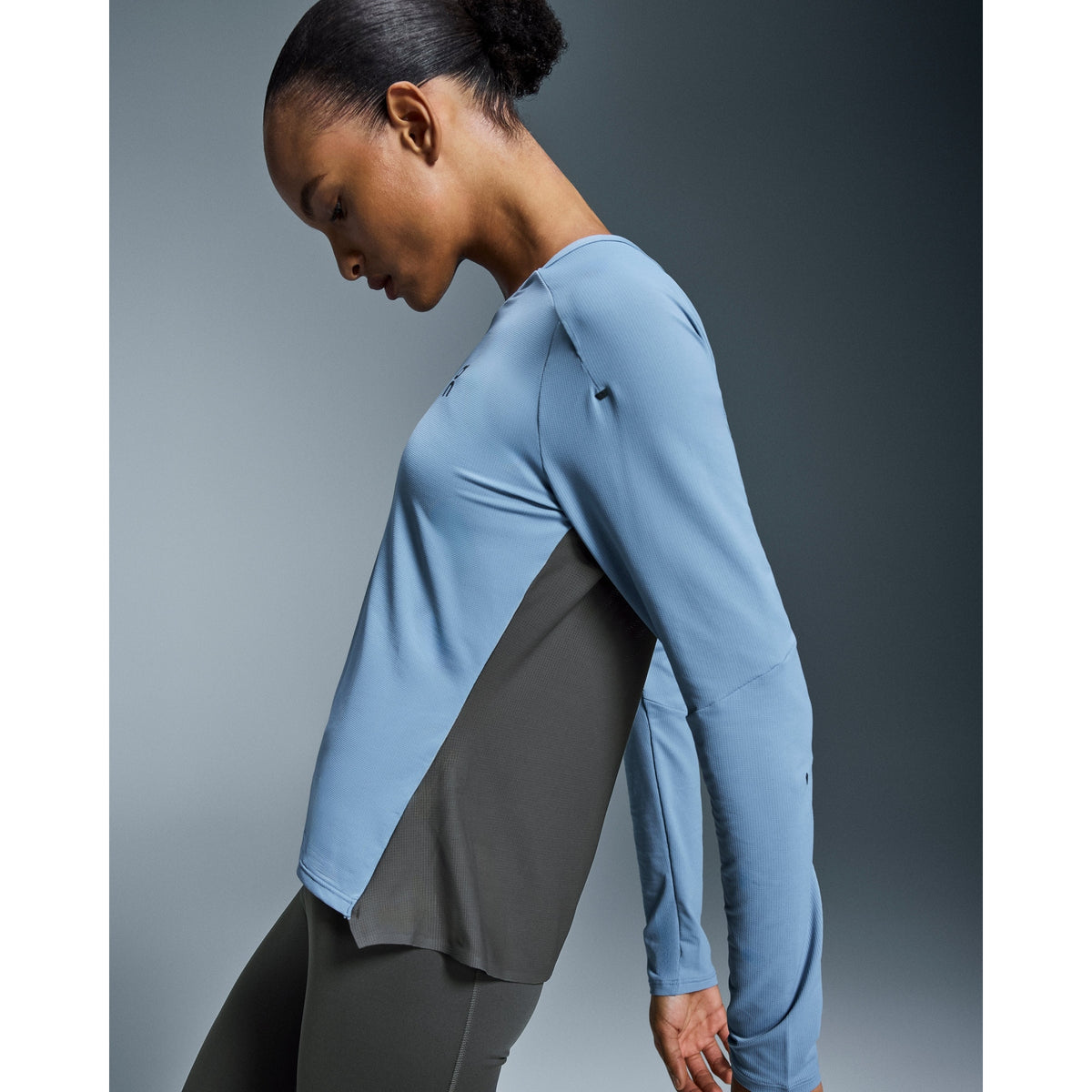 On Performance Long-T Womens APPAREL - Womens Long Sleeve Tops