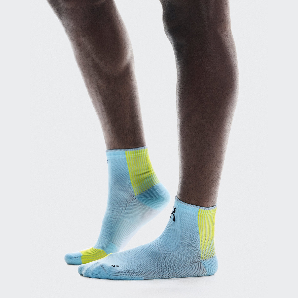 ON Performance Run Mid Sock Unisex GEAR - Socks