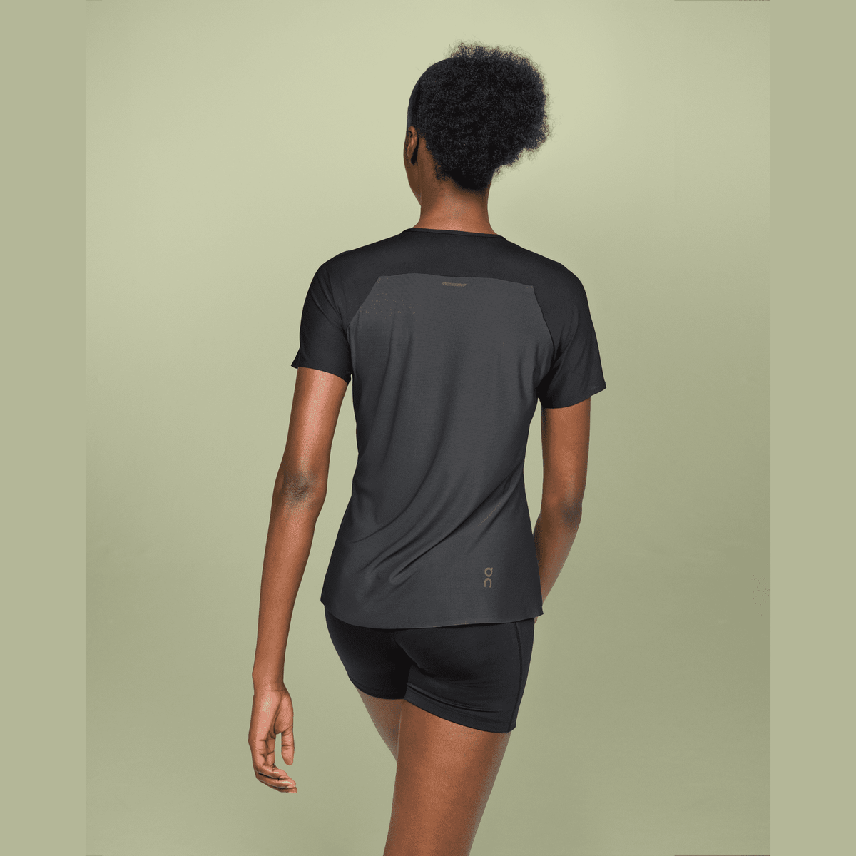 ON Performance-T Womens APPAREL - Womens T-Shirts