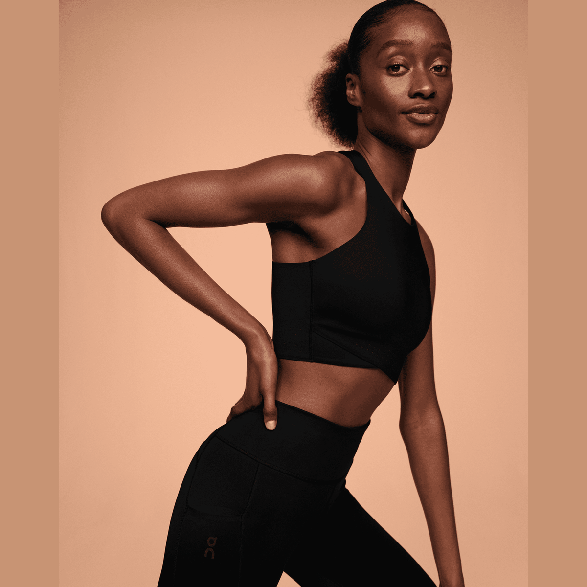 ON Race Crop Womens APPAREL - Womens Crops