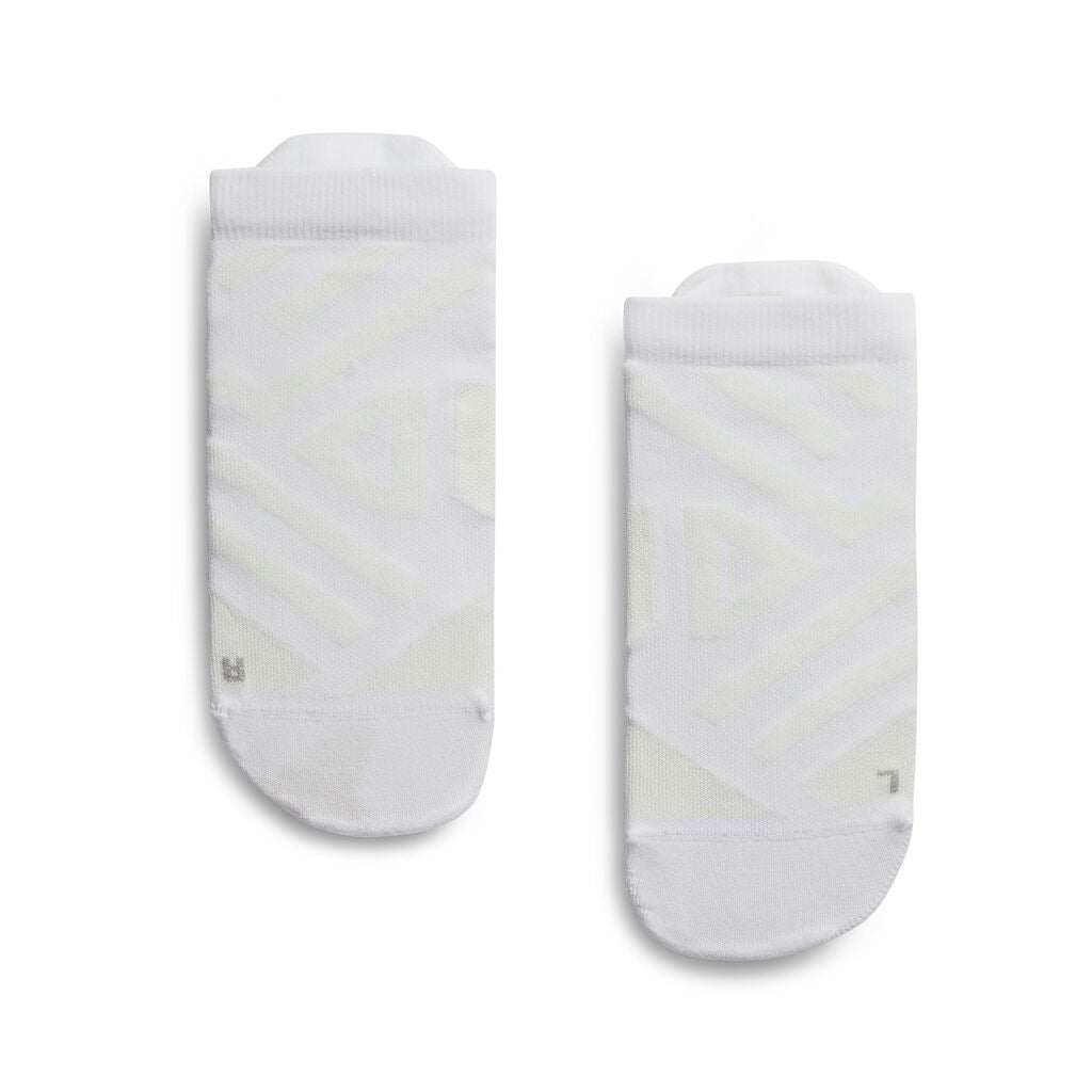 ON Performance Low Sock Womens GEAR - Socks S US 7-8