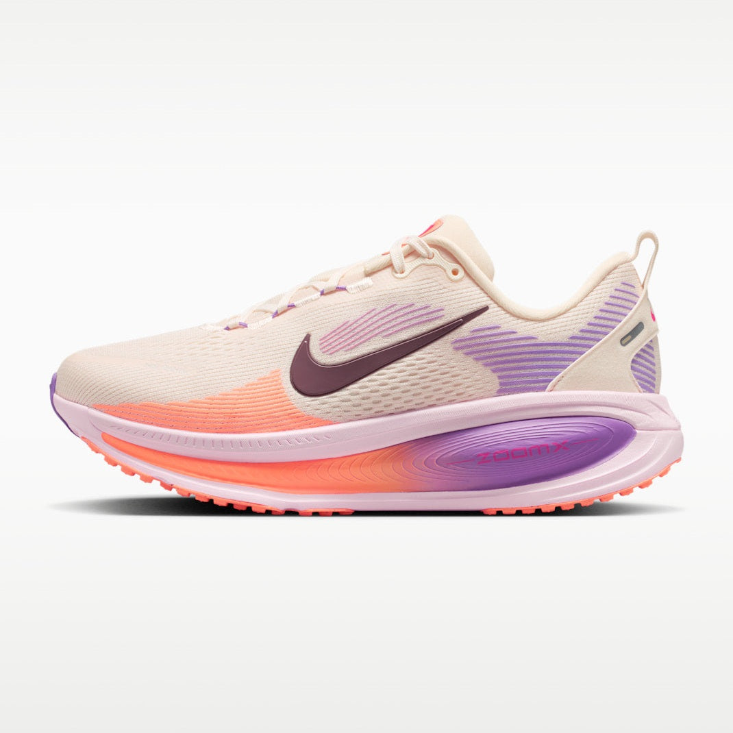 NIKE Vomero 18 Womens