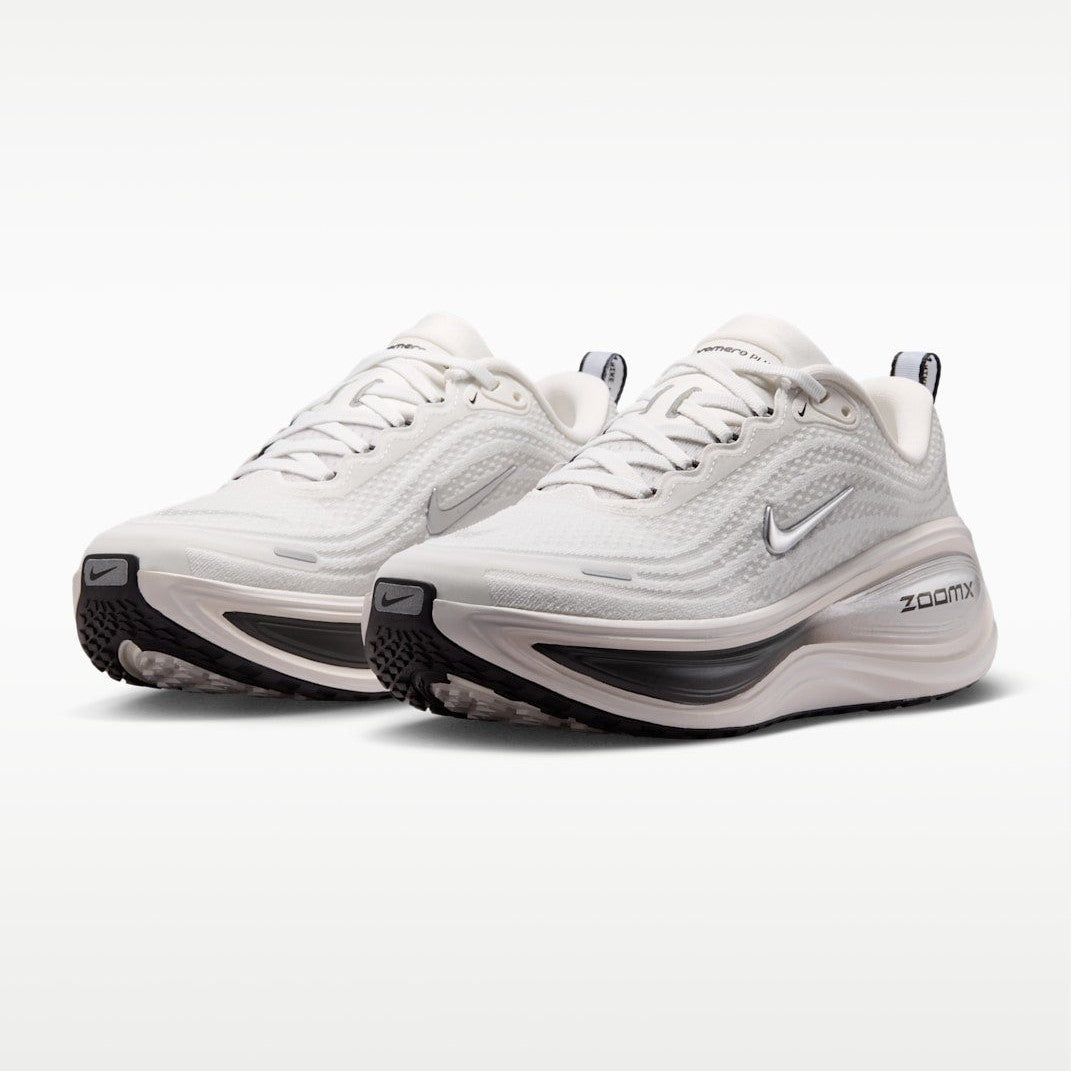 NIKE Vomero Plus Womens FOOTWEAR - Womens Neutral Cushioned