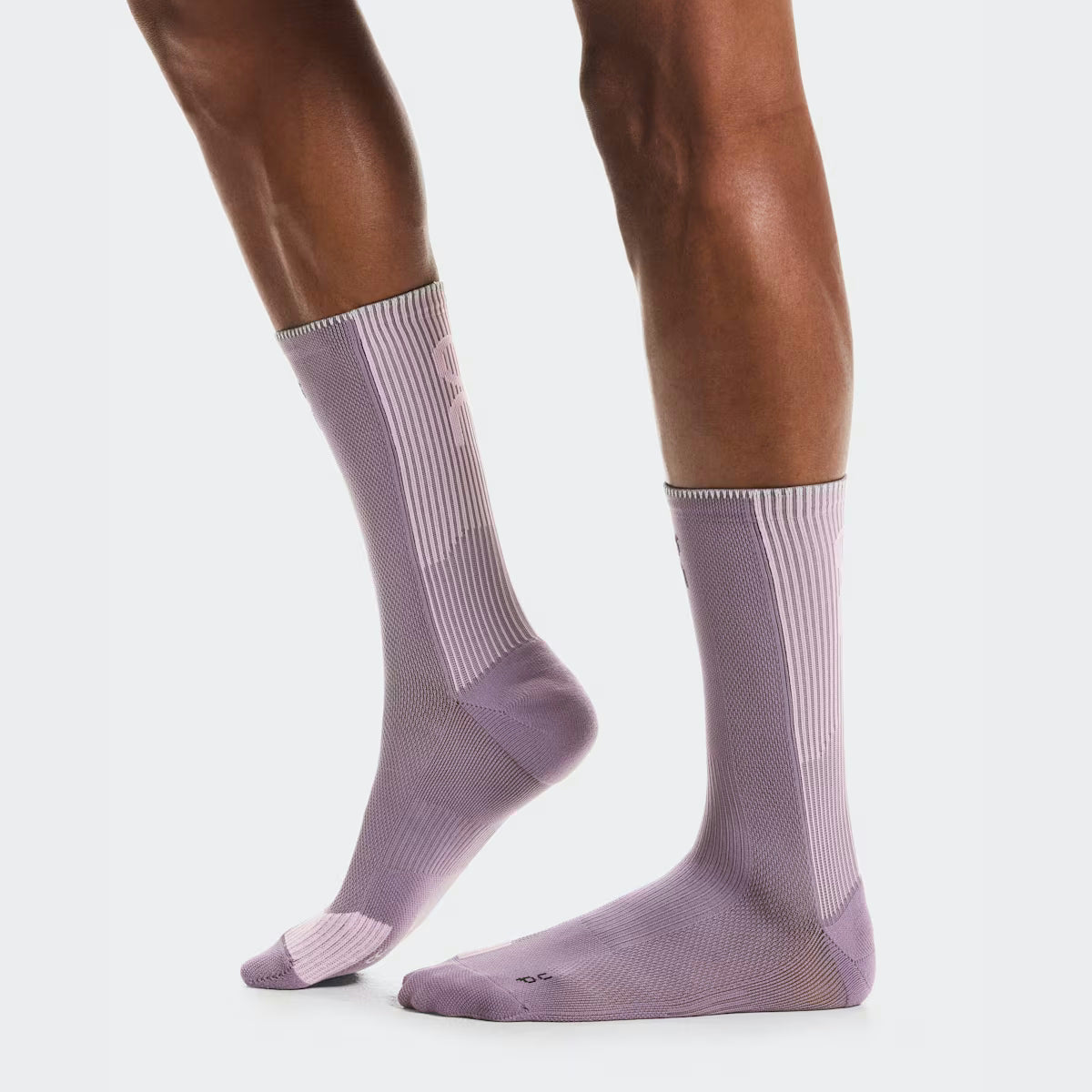 ON Performance Run High Sock Unisex GEAR - Socks DEWBERRY/SAKURA