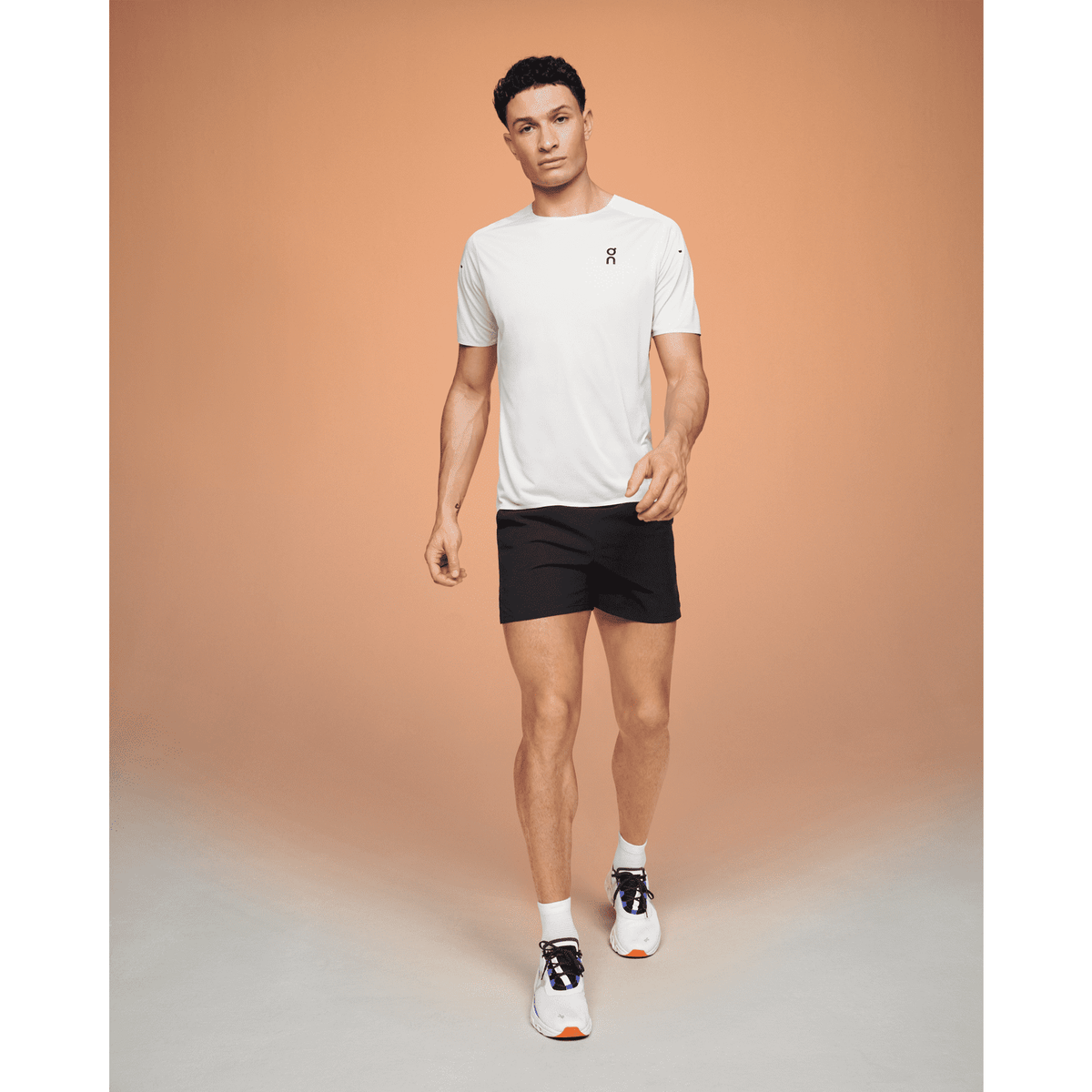 ON Essential Shorts Mens APPAREL - Mens Shorts