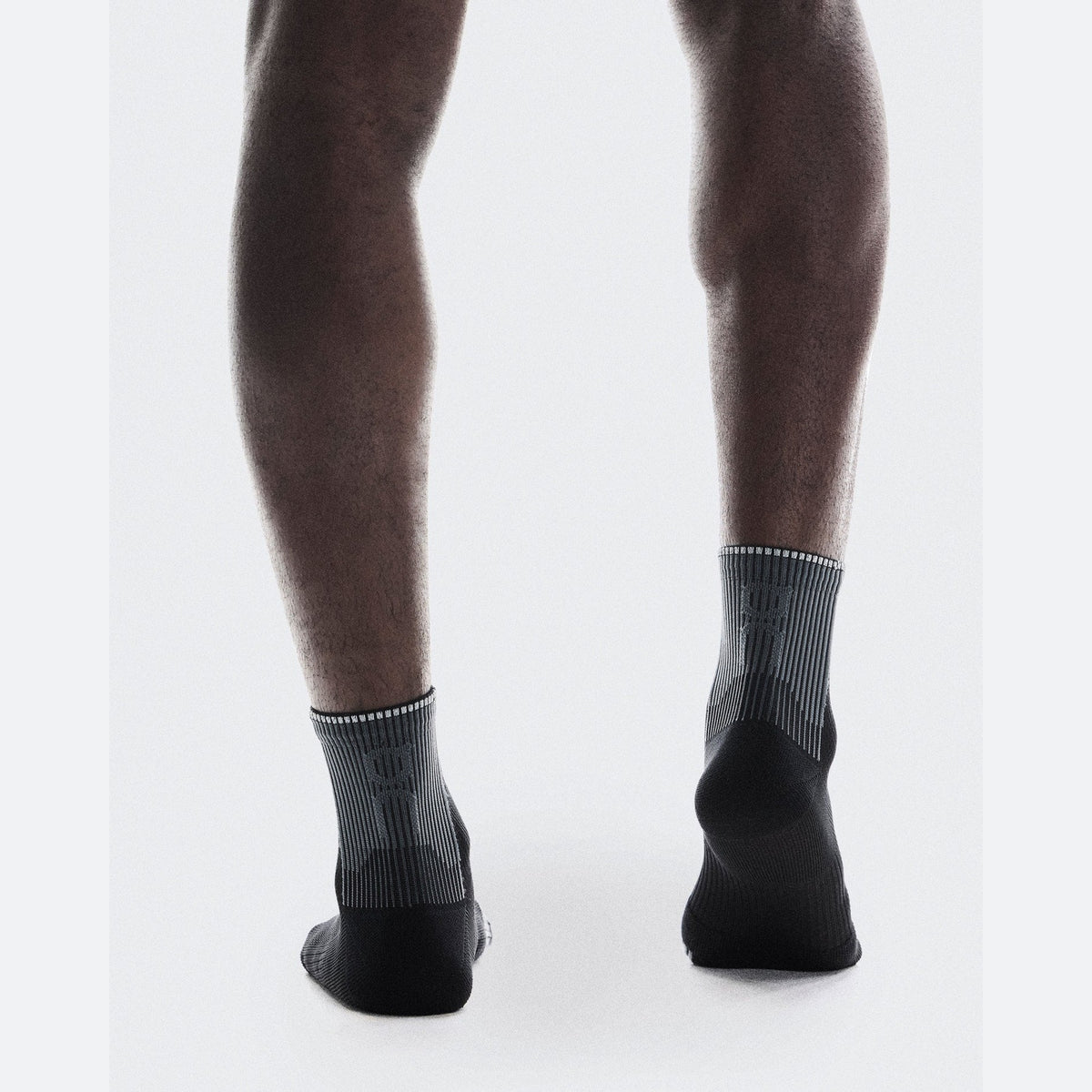 ON Performance Run Mid Sock Unisex - GEAR - Socks