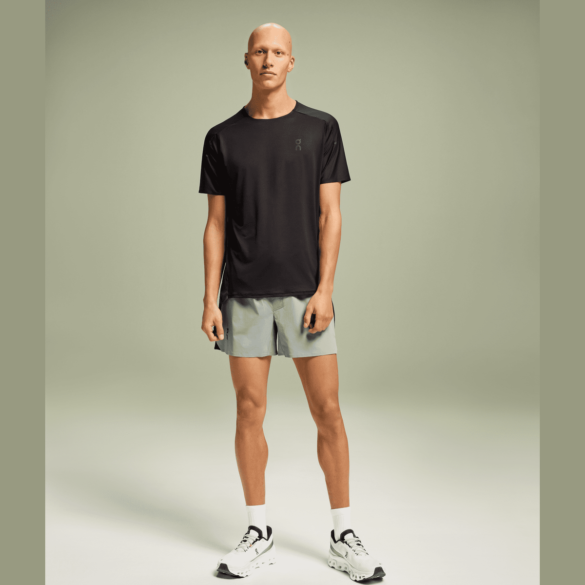 ON 5" Lightweight Shorts Mens APPAREL - Mens Shorts