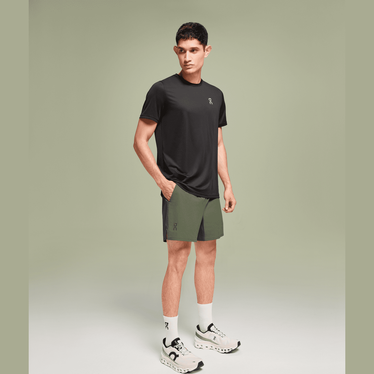 ON Essential Shorts Mens APPAREL - Mens Shorts