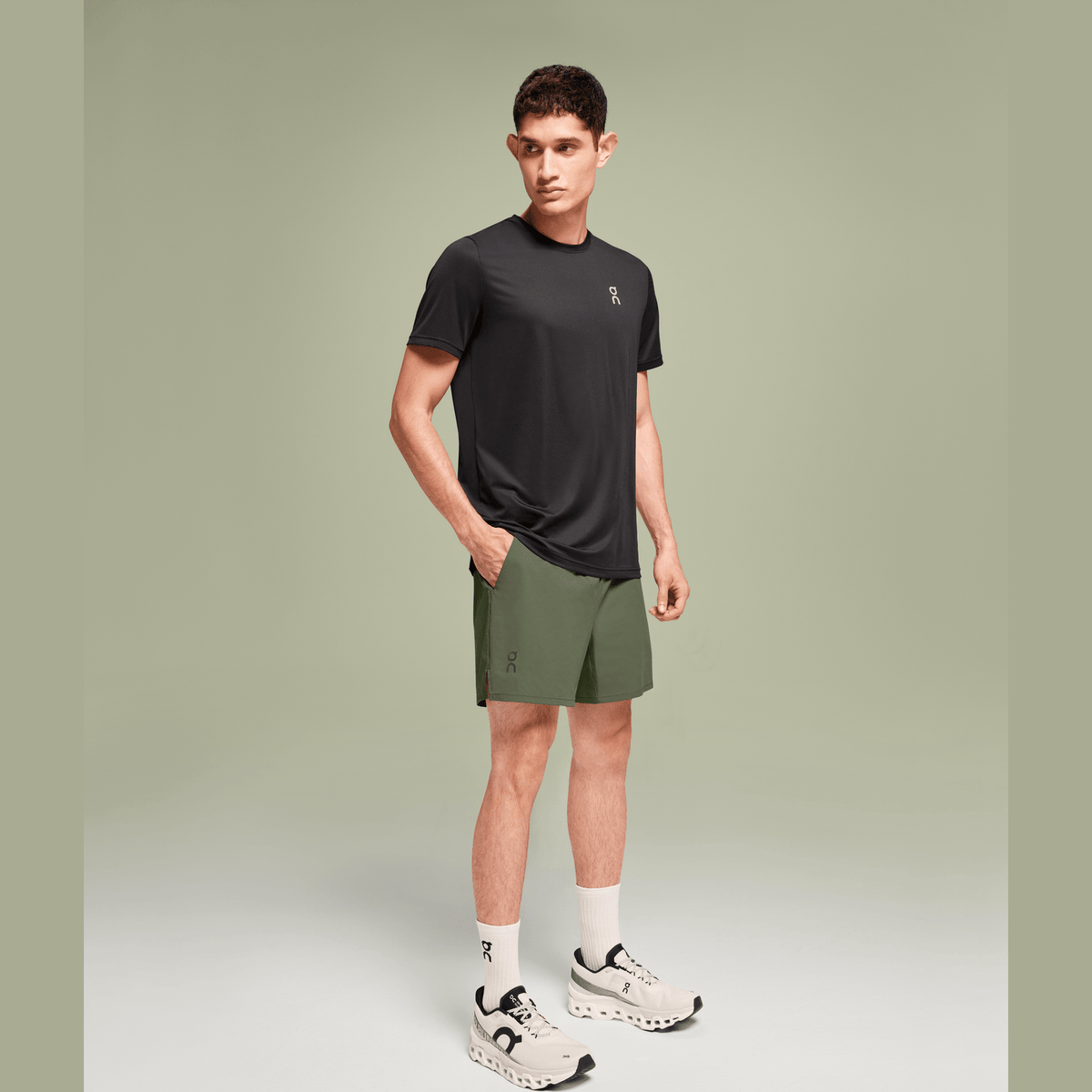 ON Essential Shorts Mens APPAREL - Mens Shorts TAIGA