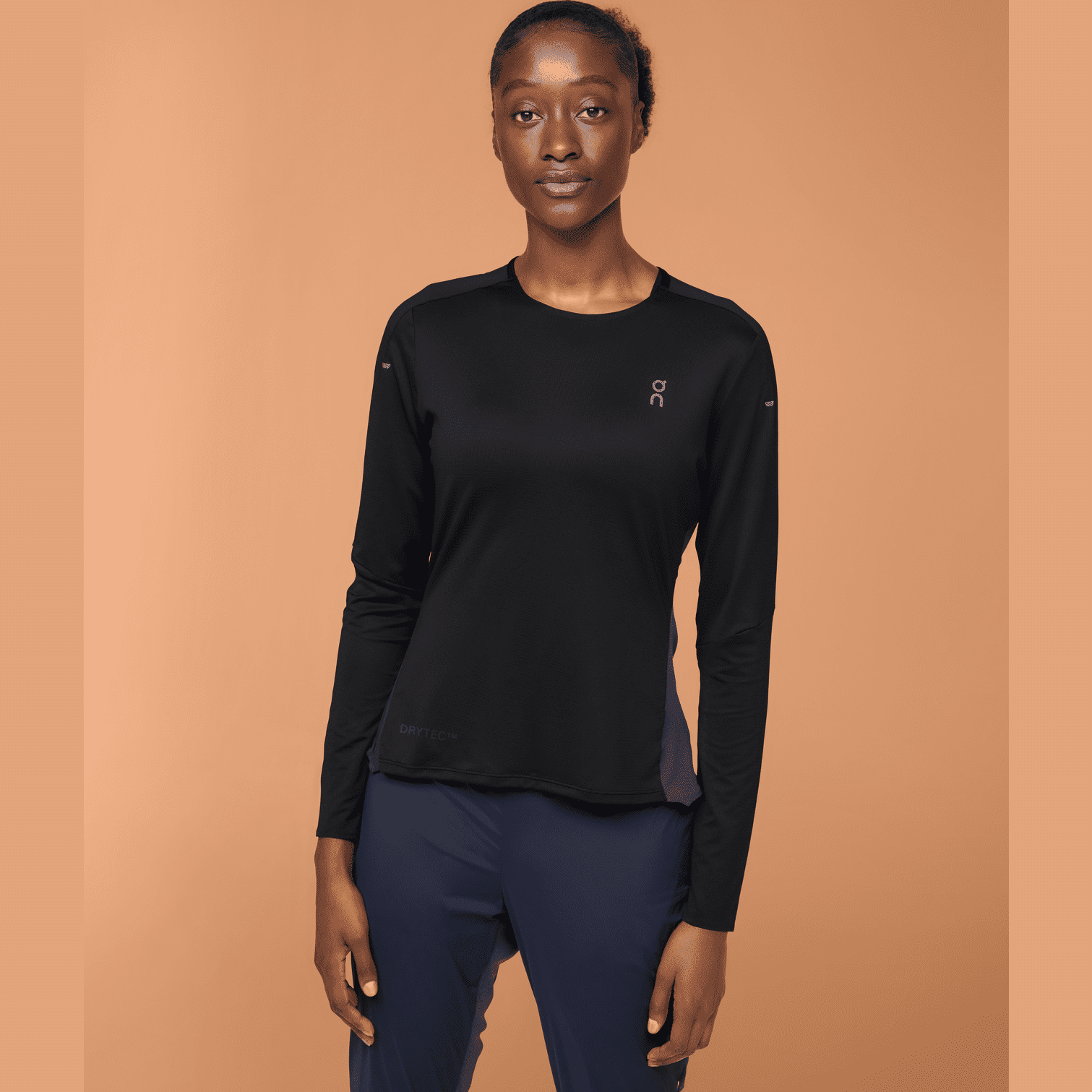 On Performance Long-T Womens APPAREL - Womens Long Sleeve Tops BLACK/ECLIPSE