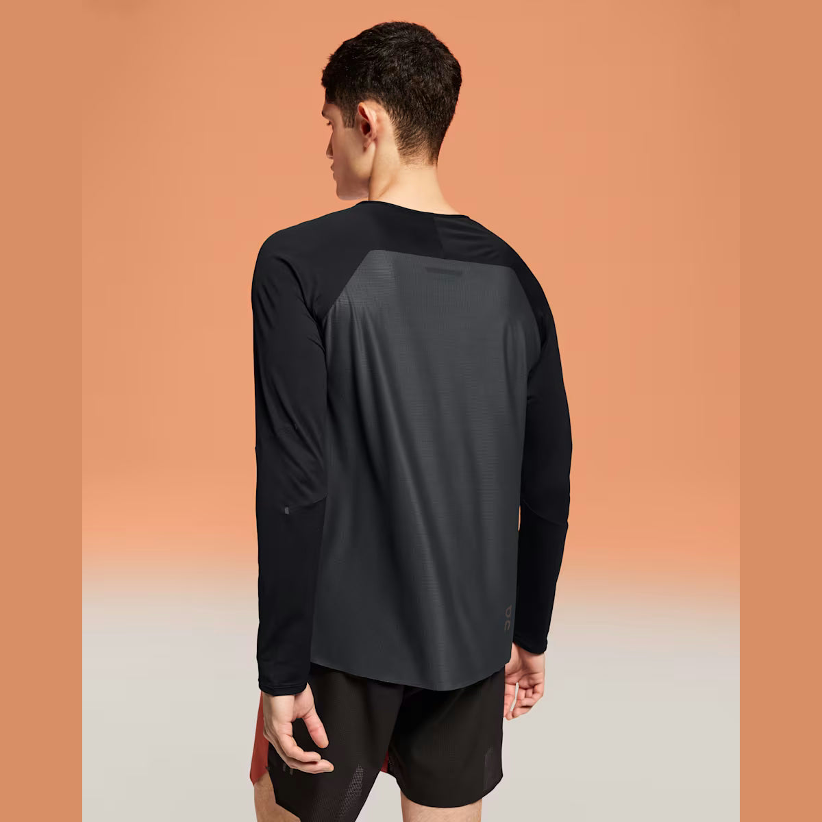 ON Performance Long-T Mens APPAREL - Mens Long Sleeve Tops