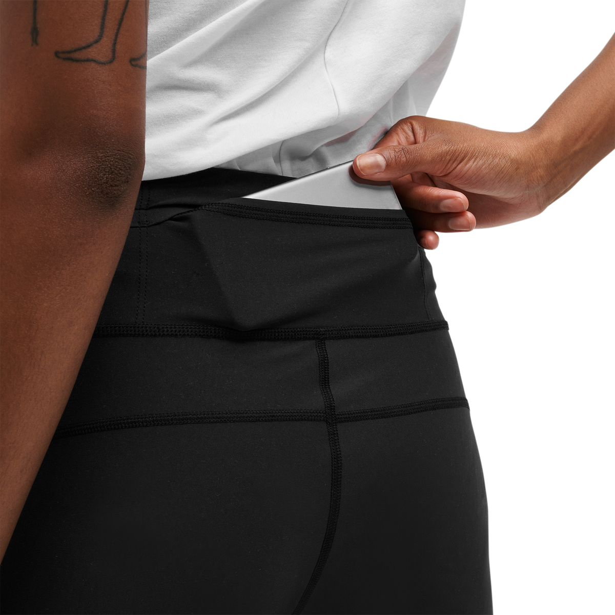ON Active Tight Womens APPAREL - Womens Tights