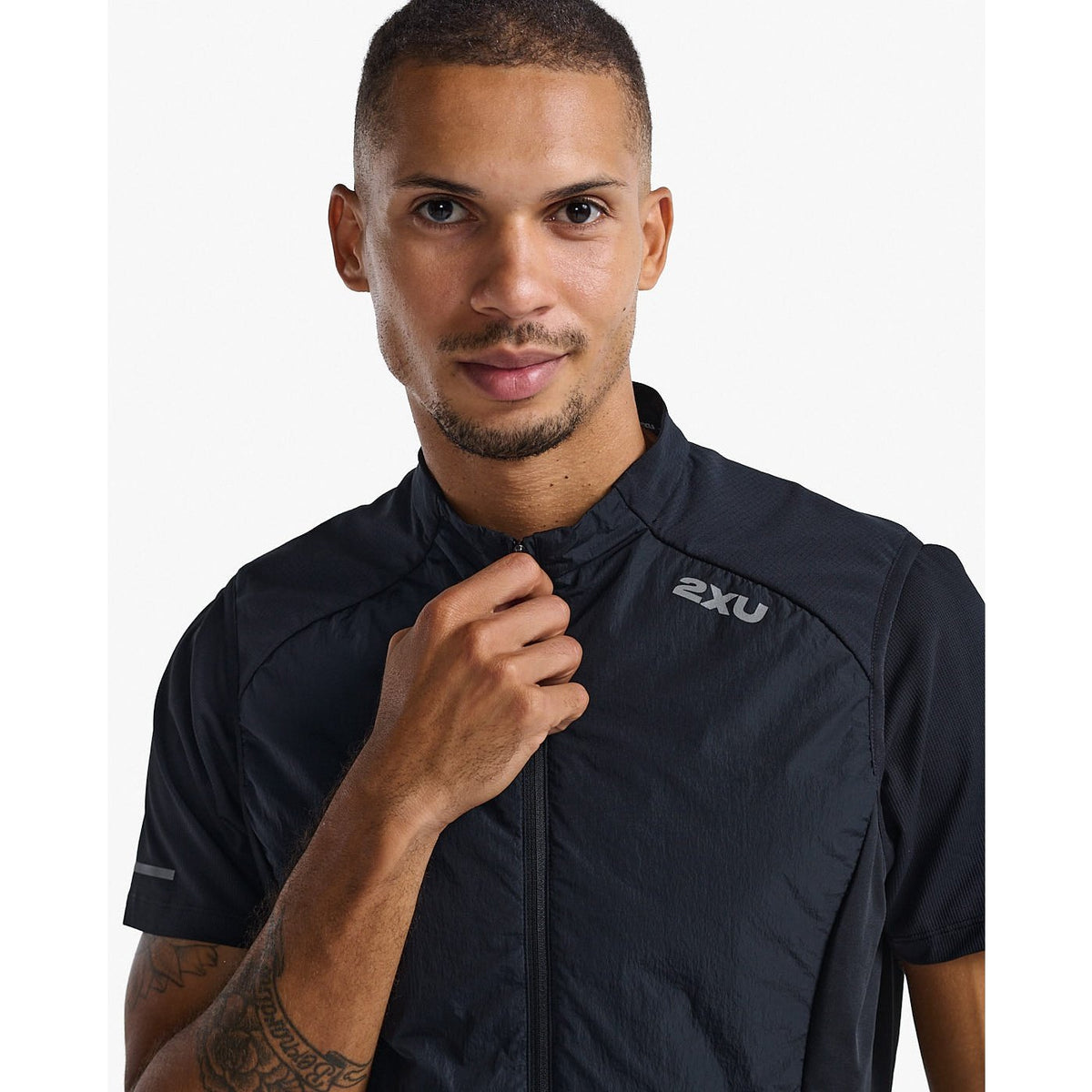 2XU Light Speed Hybrid Vest Mens APPAREL - Mens Jackets 