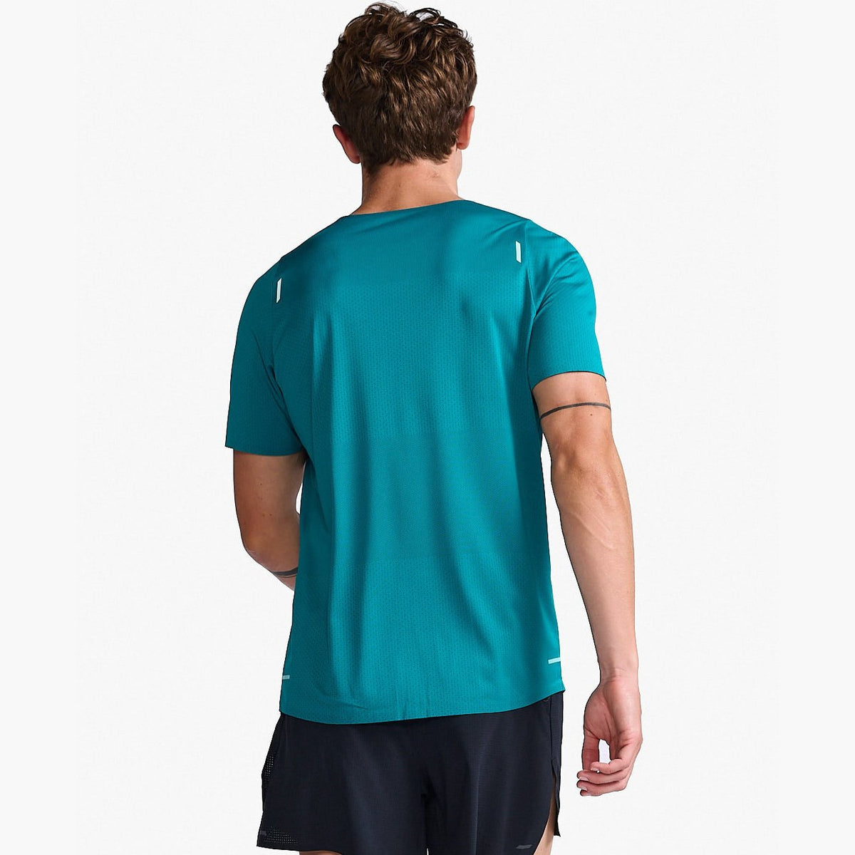 2XU Light Speed Tech Tee Mens APPAREL - Mens T-Shirts 