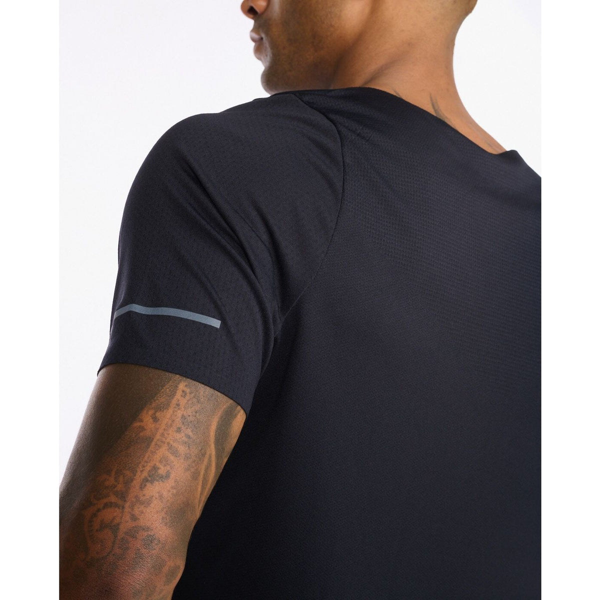 2XU Light Speed Tech Tee Mens APPAREL - Mens T-Shirts 