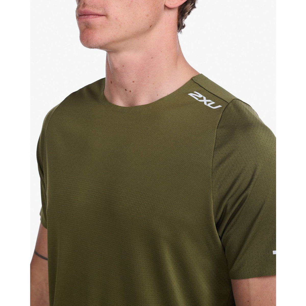 2XU Light Speed Tech Tee Mens APPAREL - Mens T-Shirts 