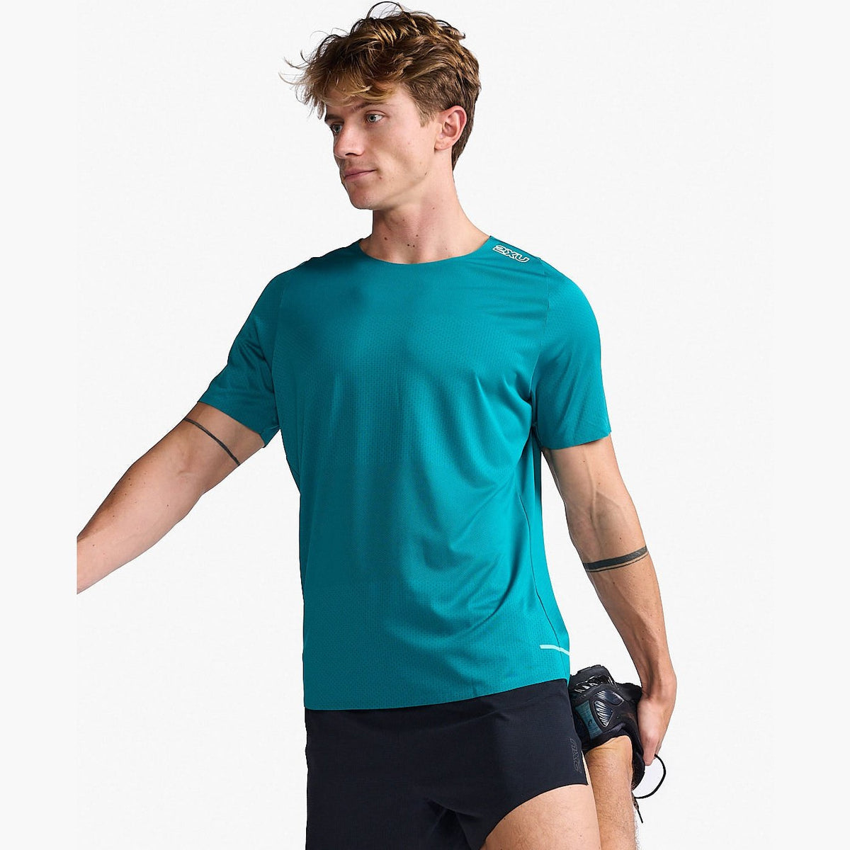 2XU Light Speed Tech Tee Mens APPAREL - Mens T-Shirts 