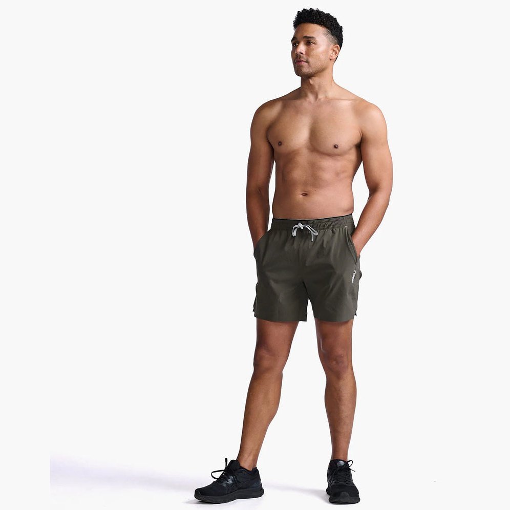 2XU Mens Motion 6 Inch Shorts APPAREL - Mens Shorts 