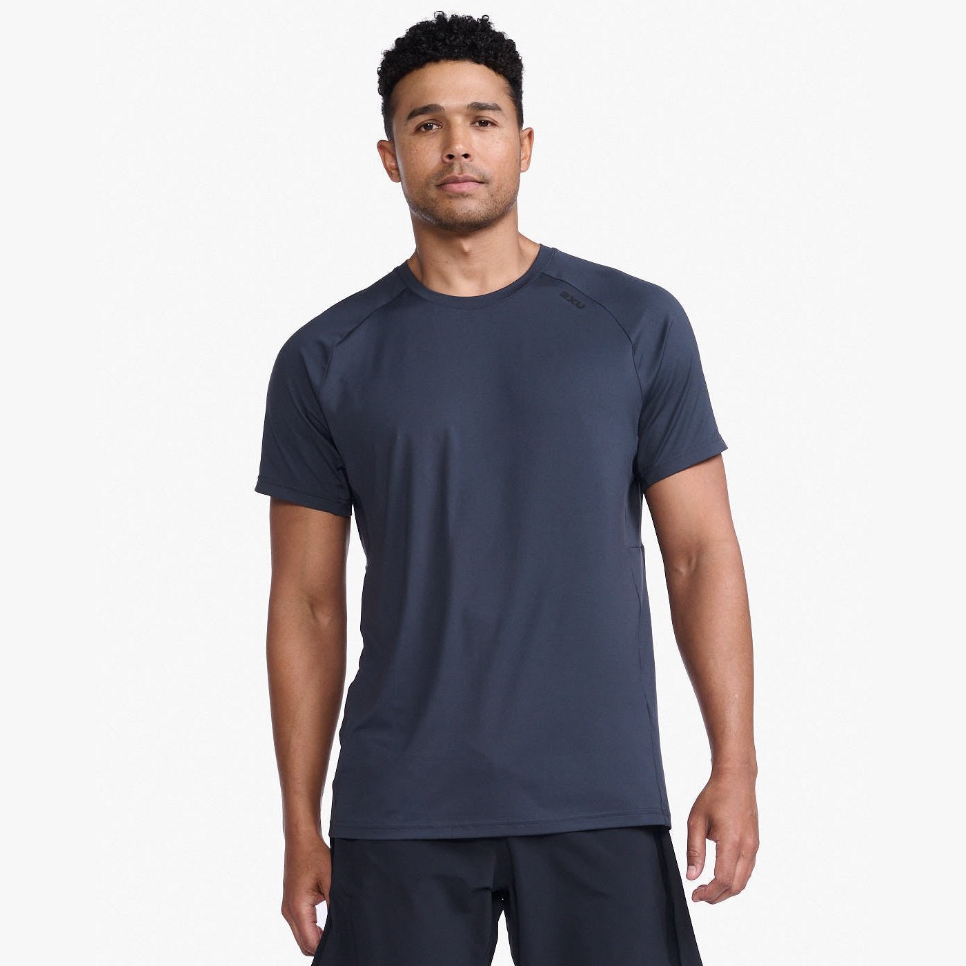 2XU Motion Tee Mens APPAREL - Mens T-Shirts INDIA INK/BLACK