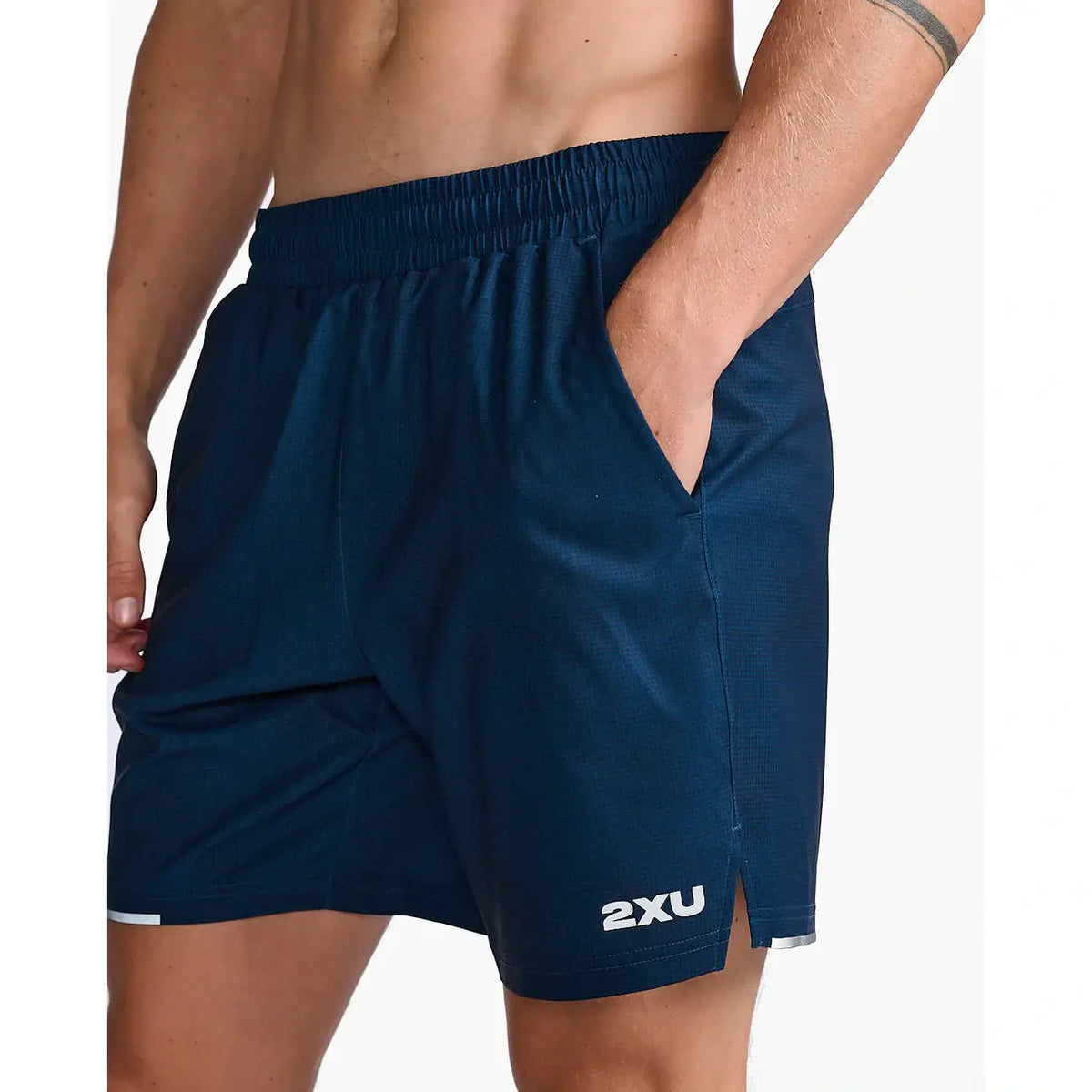 2XU Aero 7 Inch Shorts Mens APPAREL - Mens Shorts HALFTONE CAMO/SILVER REFLECTIVE