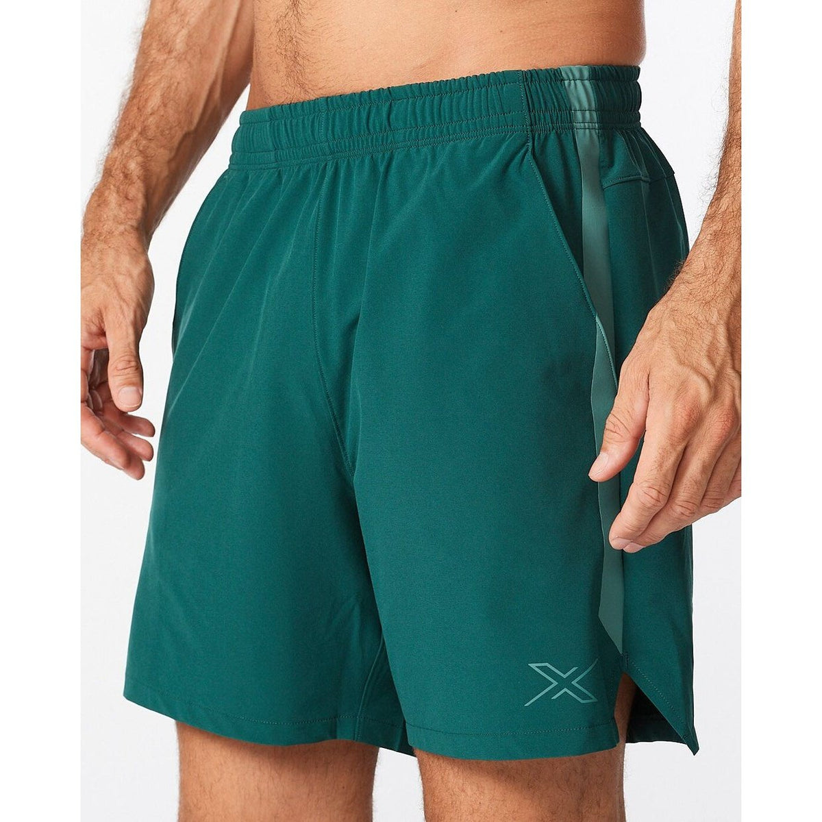 2XU Motion 6 Inch Shorts Mens APPAREL - Mens Shorts PINE/SILVER