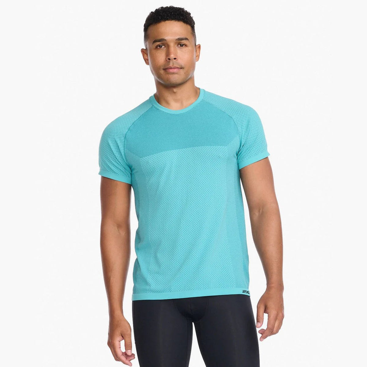 2XU Motion Tech Tee Mens APPAREL - Mens T-Shirts PORCELAIN/BLACK