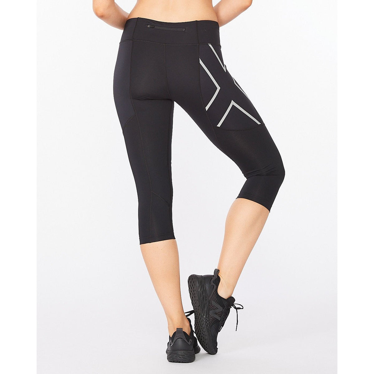 2XU Aero Vent Mid-Rise 3/4 Compression Tights Womens APPAREL - Womens Compression Tights 