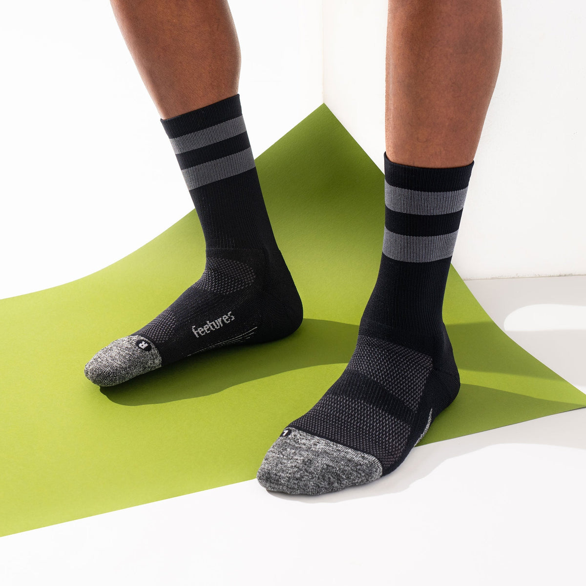 Feetures Light Cushion Mini Crew GEAR - Socks 