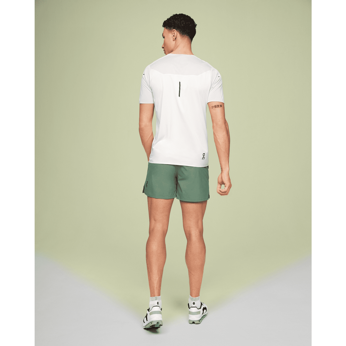 ON Essential Shorts Mens APPAREL - Mens Shorts