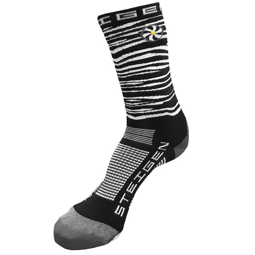 STEIGEN 3/4 Length Running Socks GEAR - Socks Zebra
